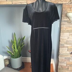 Motherhood Black Stretch Velvet Maxi Dress Holiday Party Evening Empire Waist XL